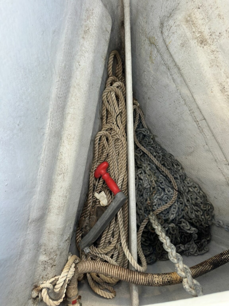 57' 2003 Beneteau 57