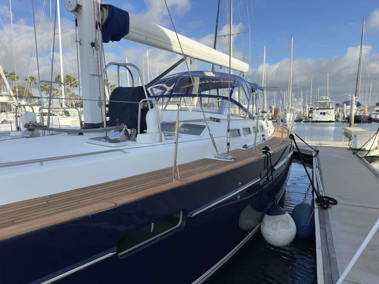 57' 2003 Beneteau 57