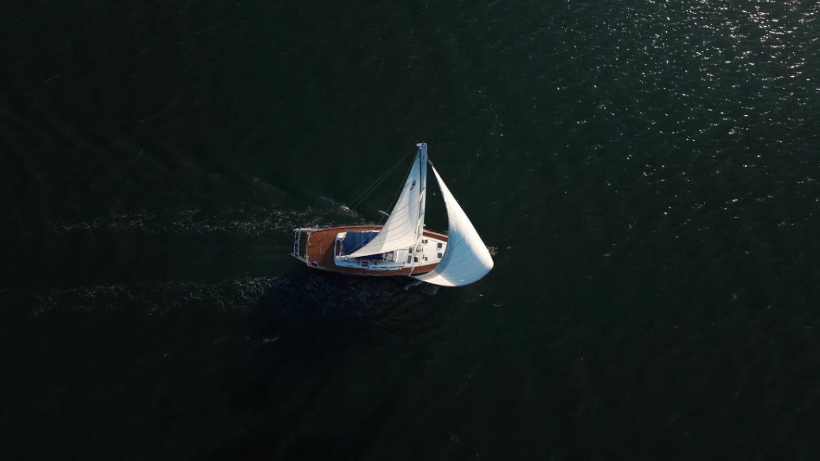 57' 2003 Beneteau 57