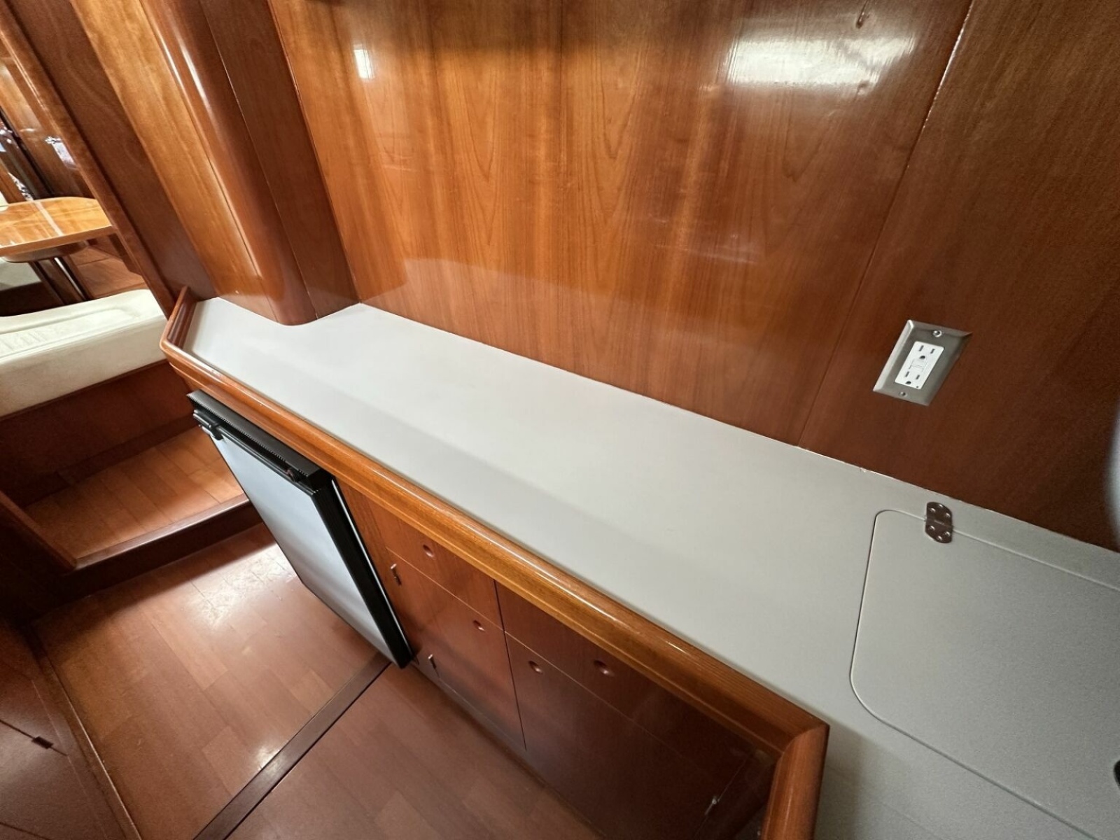 57' 2003 Beneteau 57