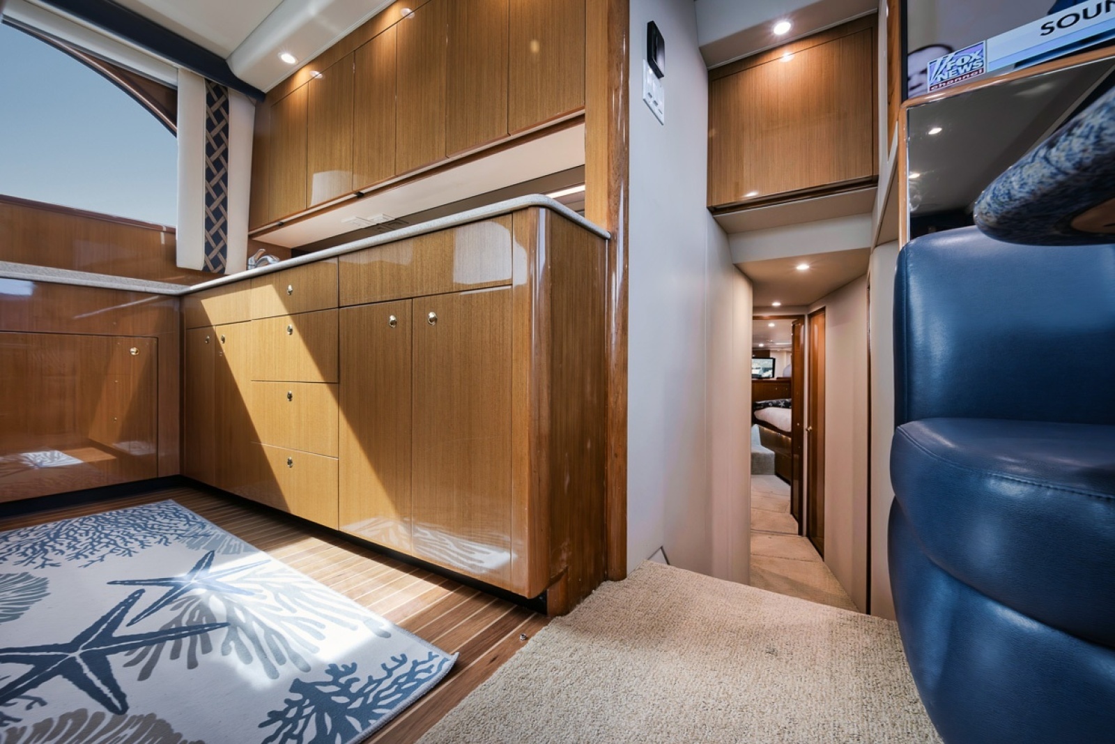 Viking 52 - THE HURRICANE - Galley