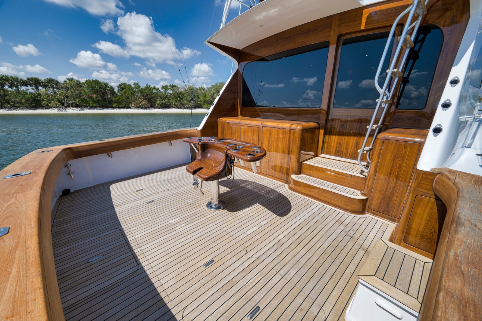 52' 2003 Viking 52 Convertible