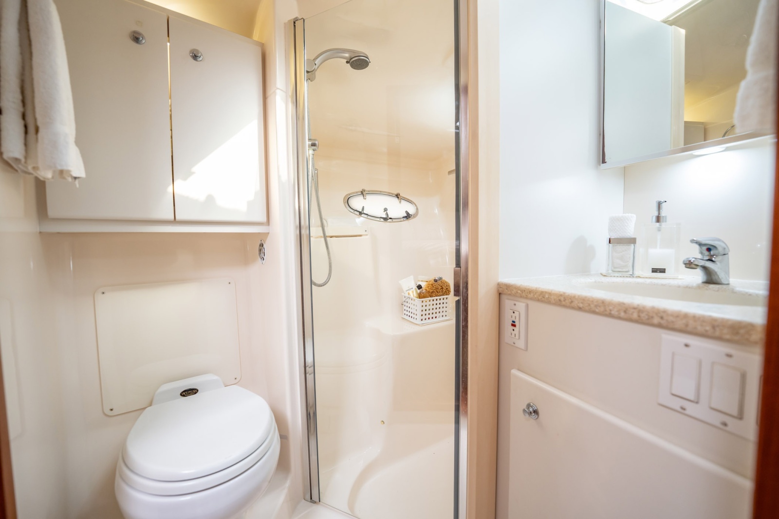 41' 2002 Tiara Yachts 4100 Open