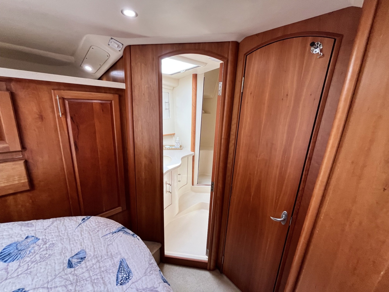 40' 2003 Luhrs 40 Convertible