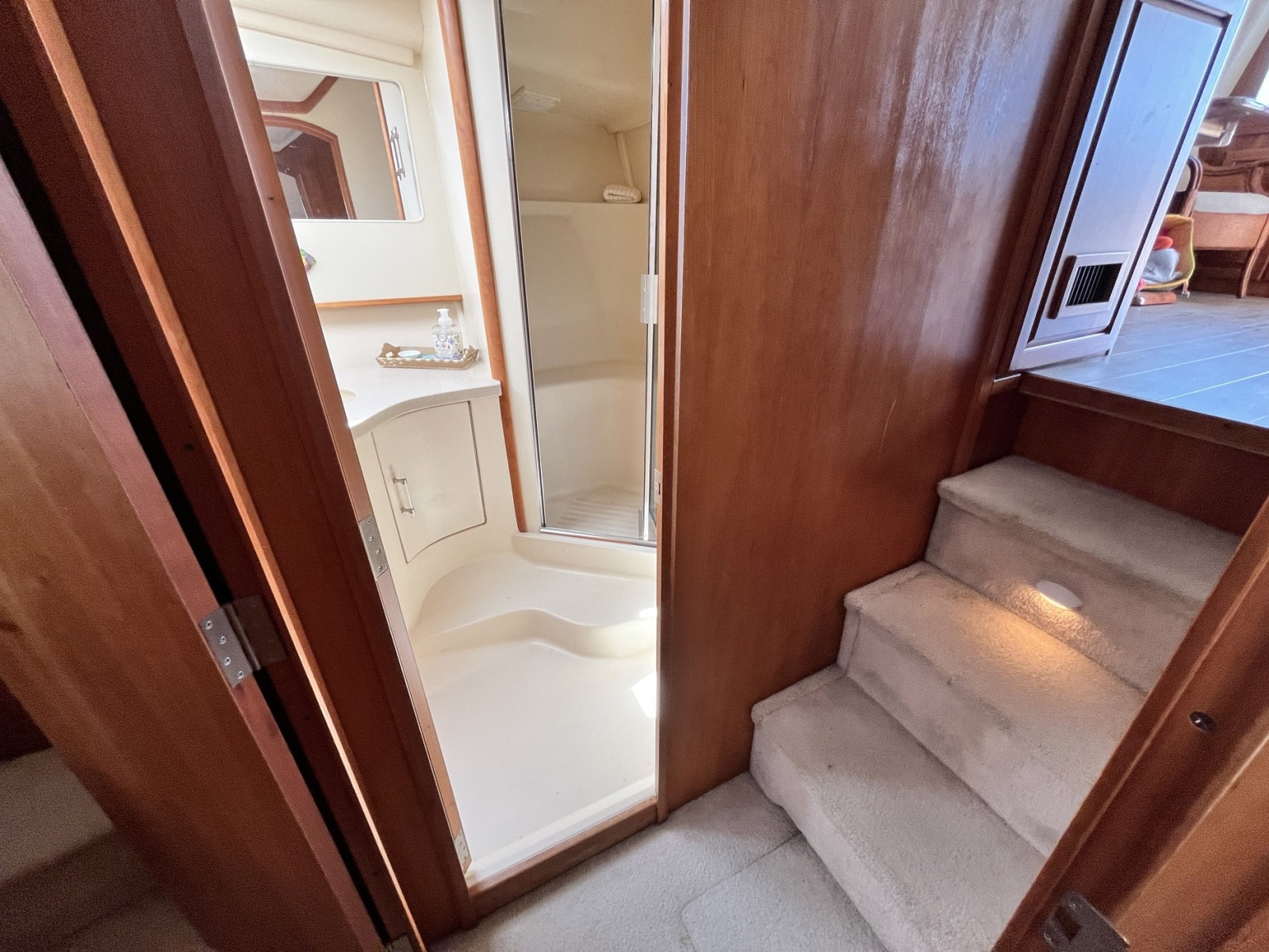 40' 2003 Luhrs 40 Convertible