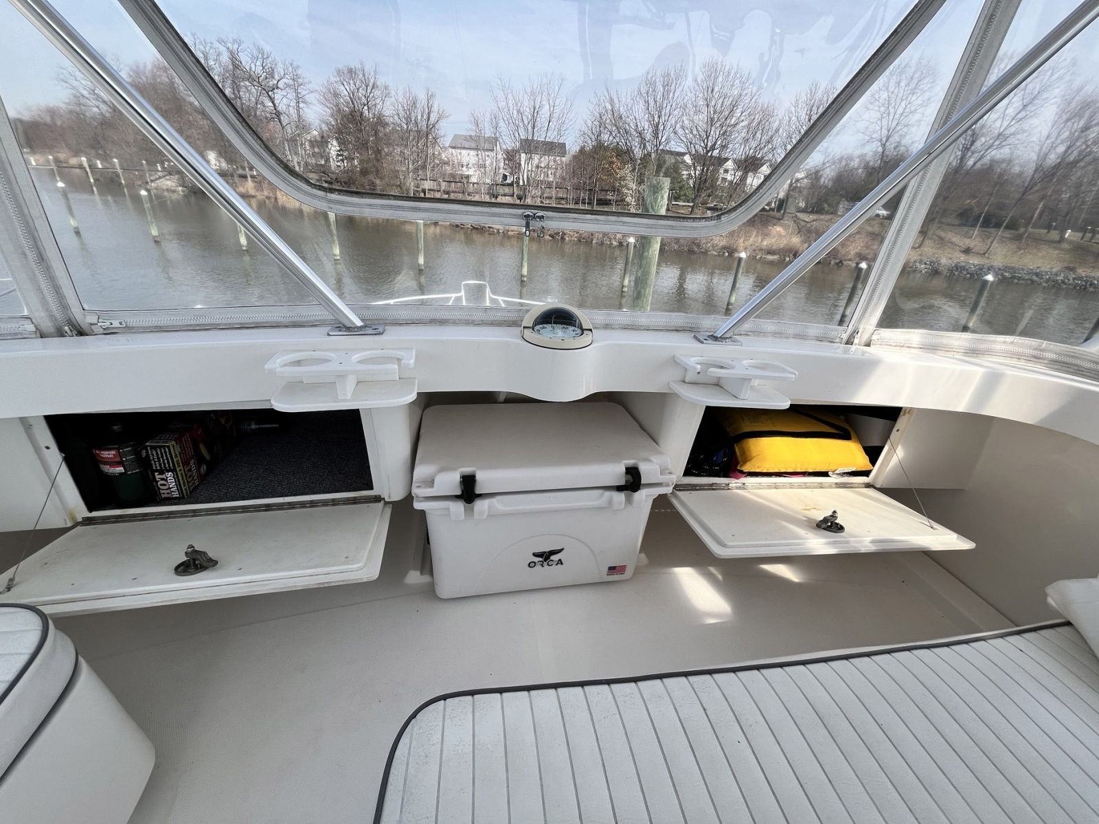 40' 2003 Luhrs 40 Convertible