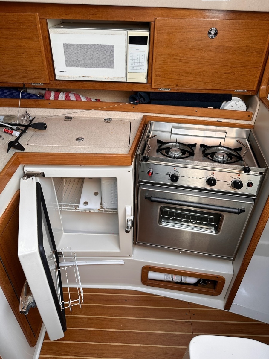 31ft Catalina Yacht For Sale