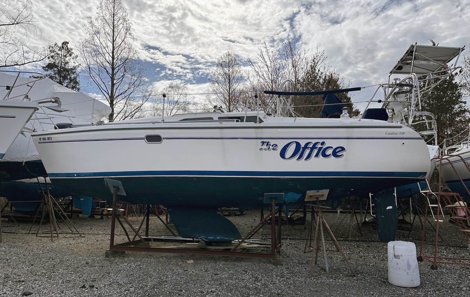 31' 2002 Catalina 310