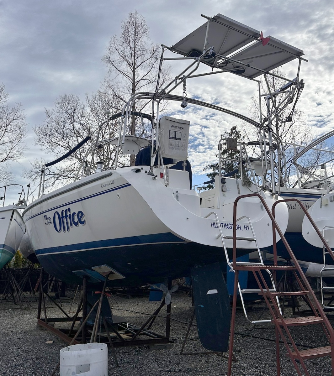 31' 2002 Catalina 310