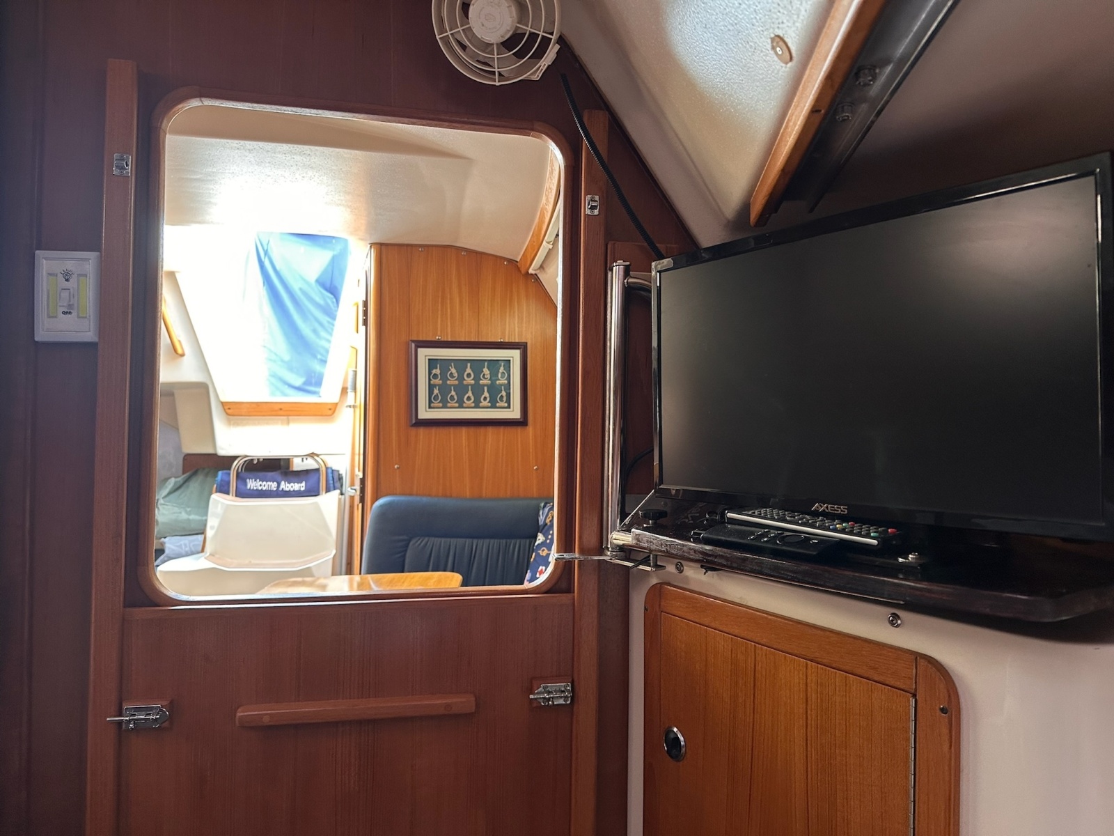 31' 2002 Catalina 310