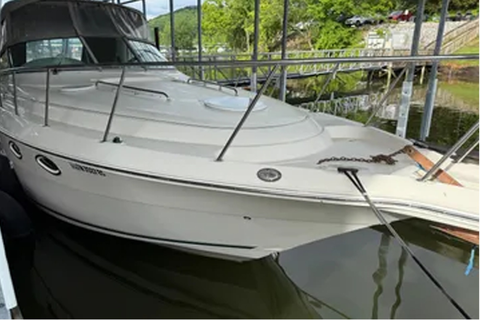 32' 2001 Monterey 322 Cruiser