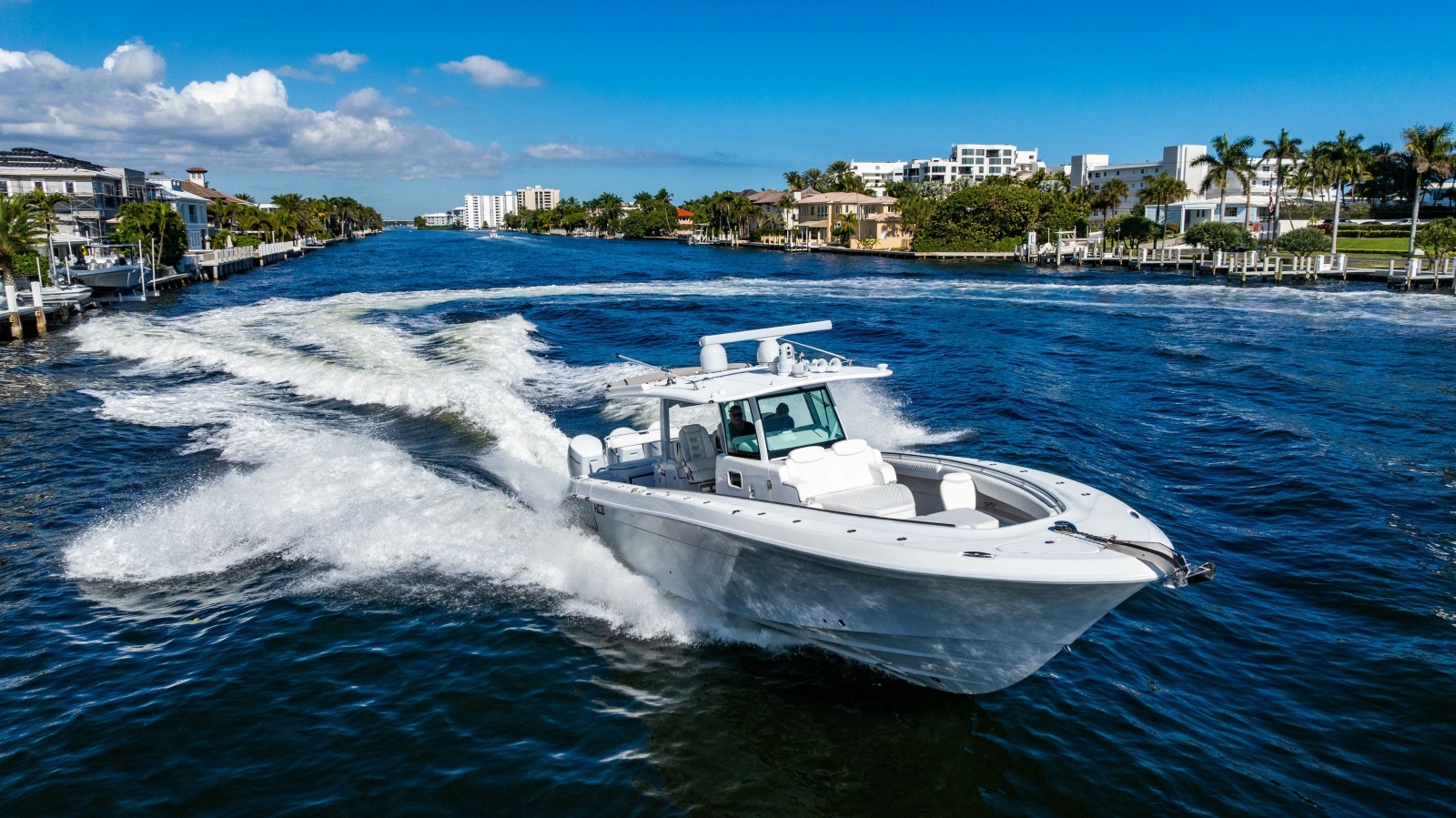 42ft HCB Yacht For Sale