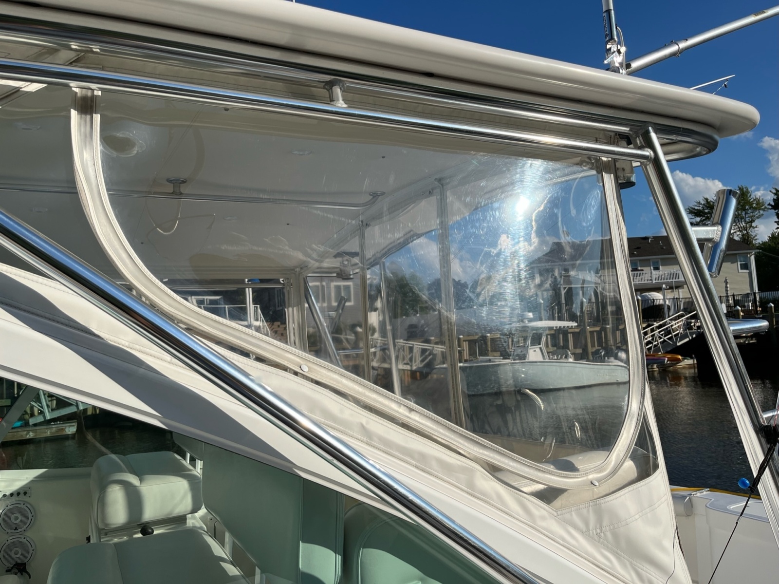 32' 2012 Cabo 32 Express