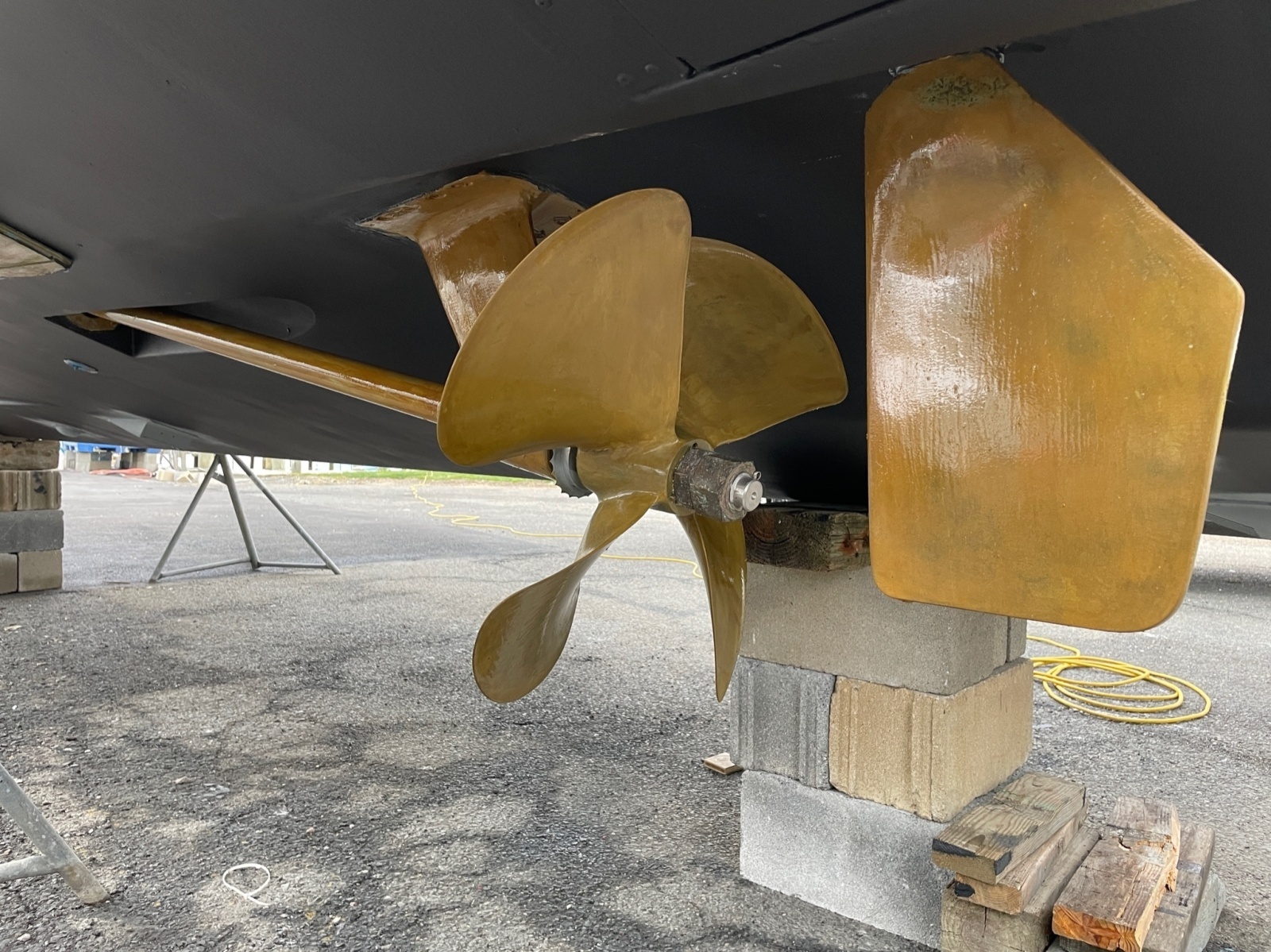 2012 Cabo 32 Express OUTLAW prop