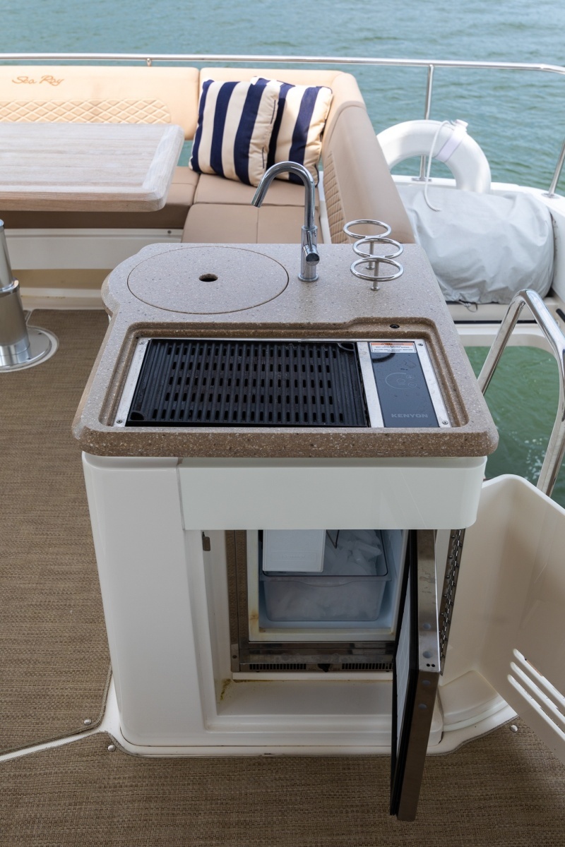 JANIE 65ft Sea Ray Yacht For Sale