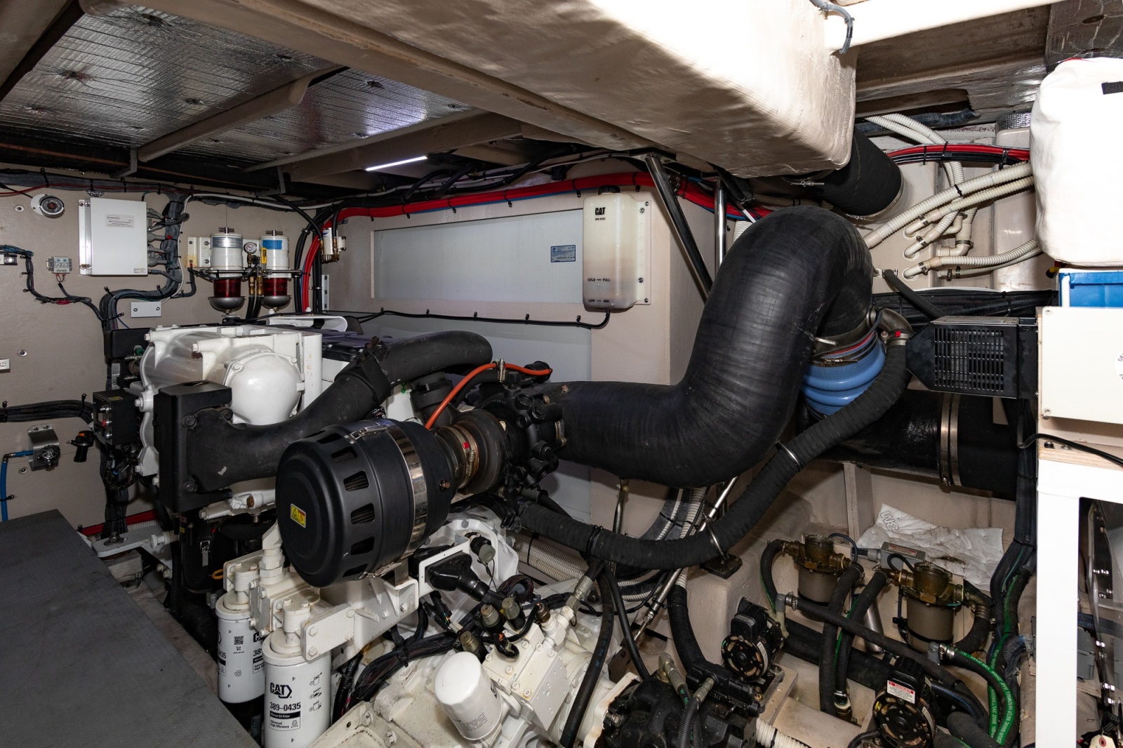 65' 2018 Sea Ray L650 FLY