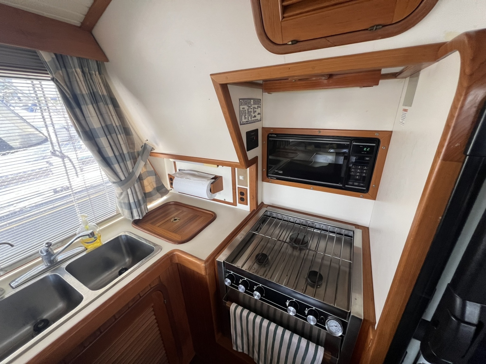 45' 1989 Hans Christian Independence 45