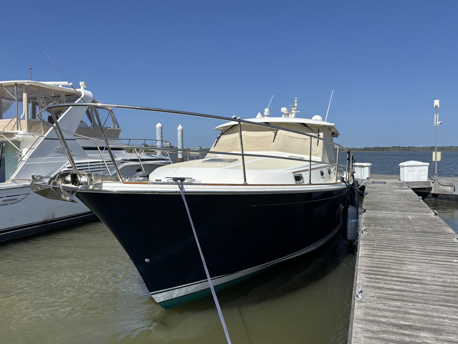 45' 2019 Sabre 45 Express