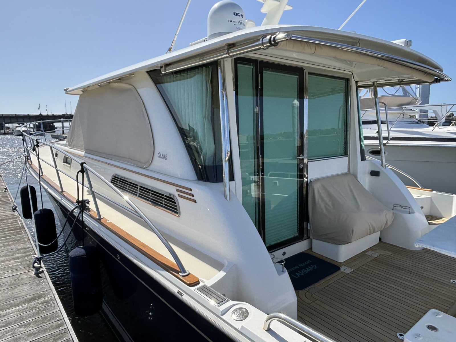 45' 2019 Sabre 45 Express