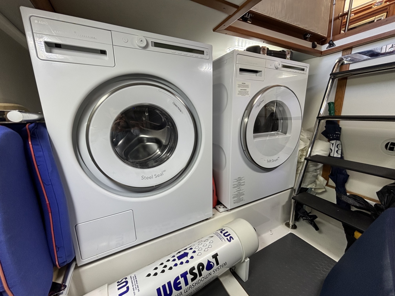 45' 2019 Sabre 45 Express