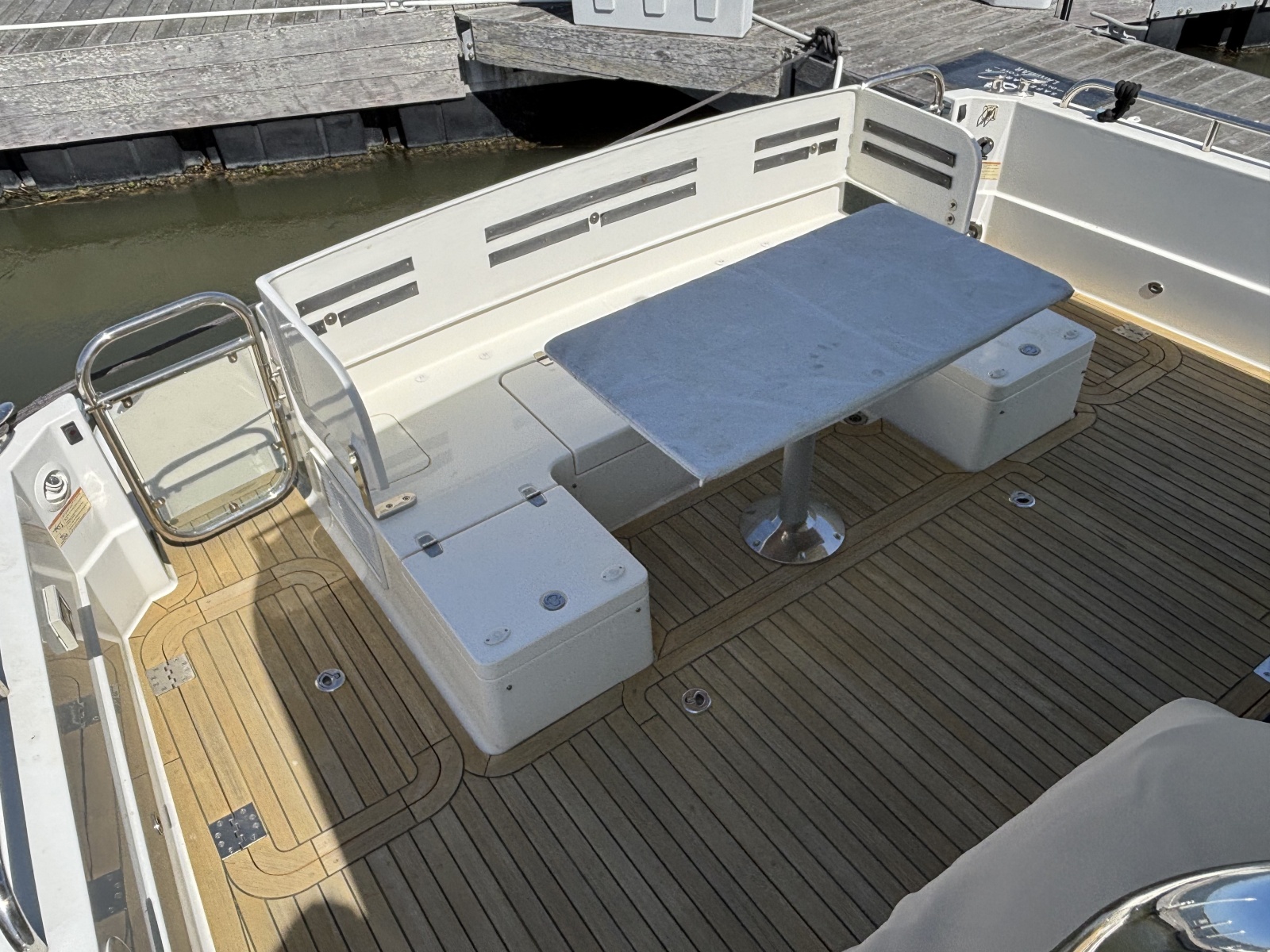 45' 2019 Sabre 45 Express