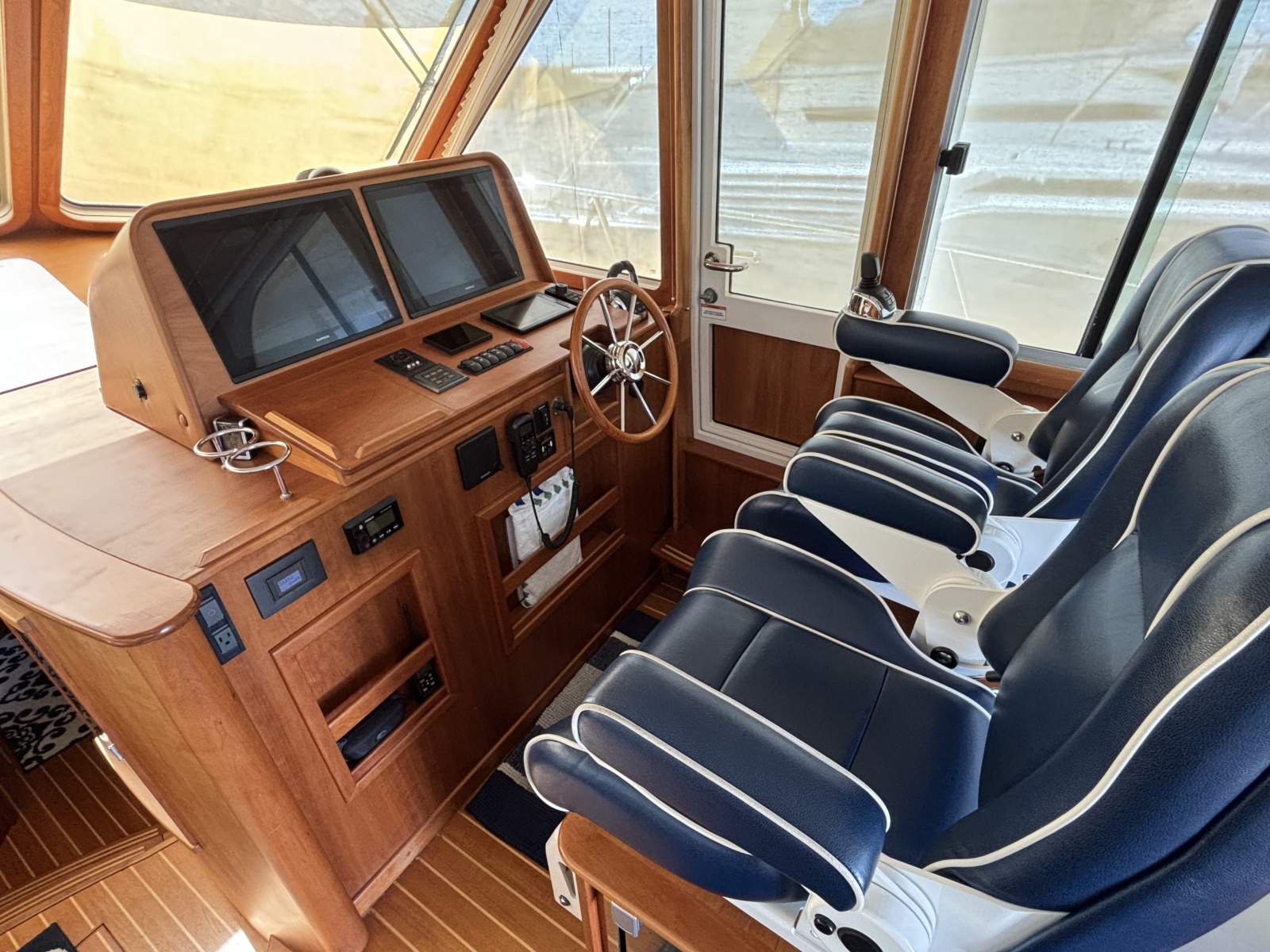 45' 2019 Sabre 45 Express