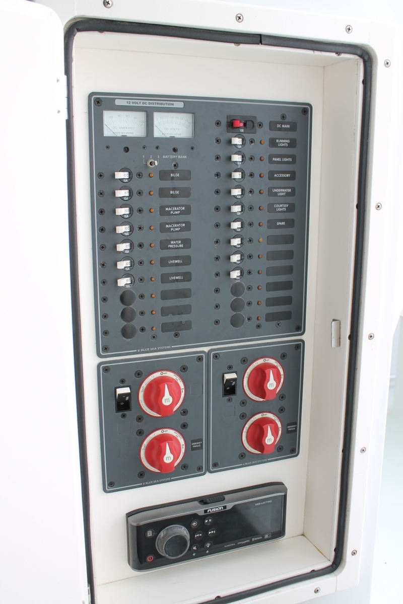 26ft Stamas Yacht For Sale