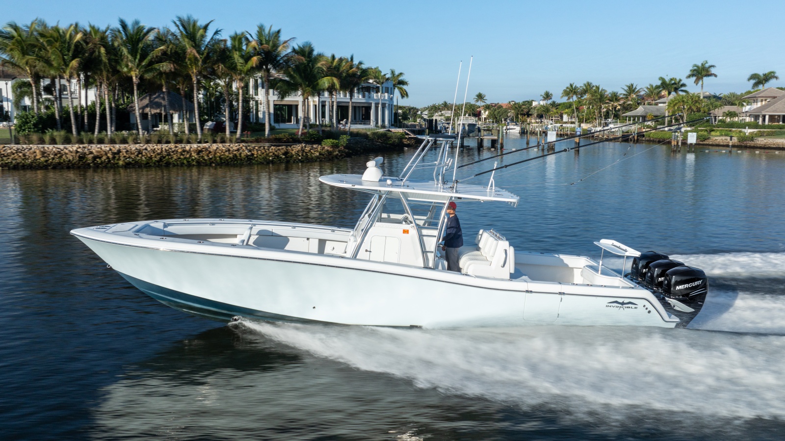 39' 2016 Invincible 39 Open Fisherman