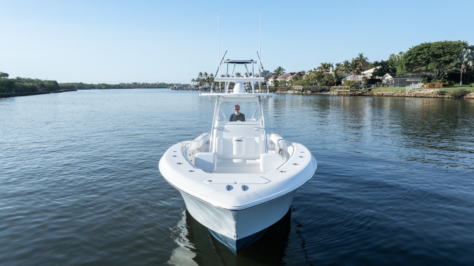 39' 2016 Invincible 39 Open Fisherman