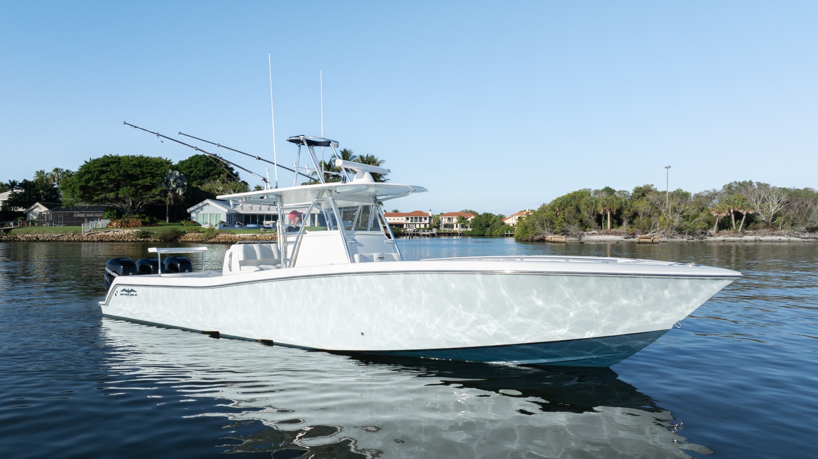 39' 2016 Invincible 39 Open Fisherman