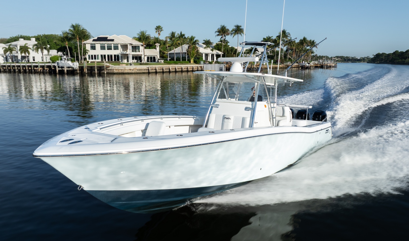 39' 2016 Invincible 39 Open Fisherman