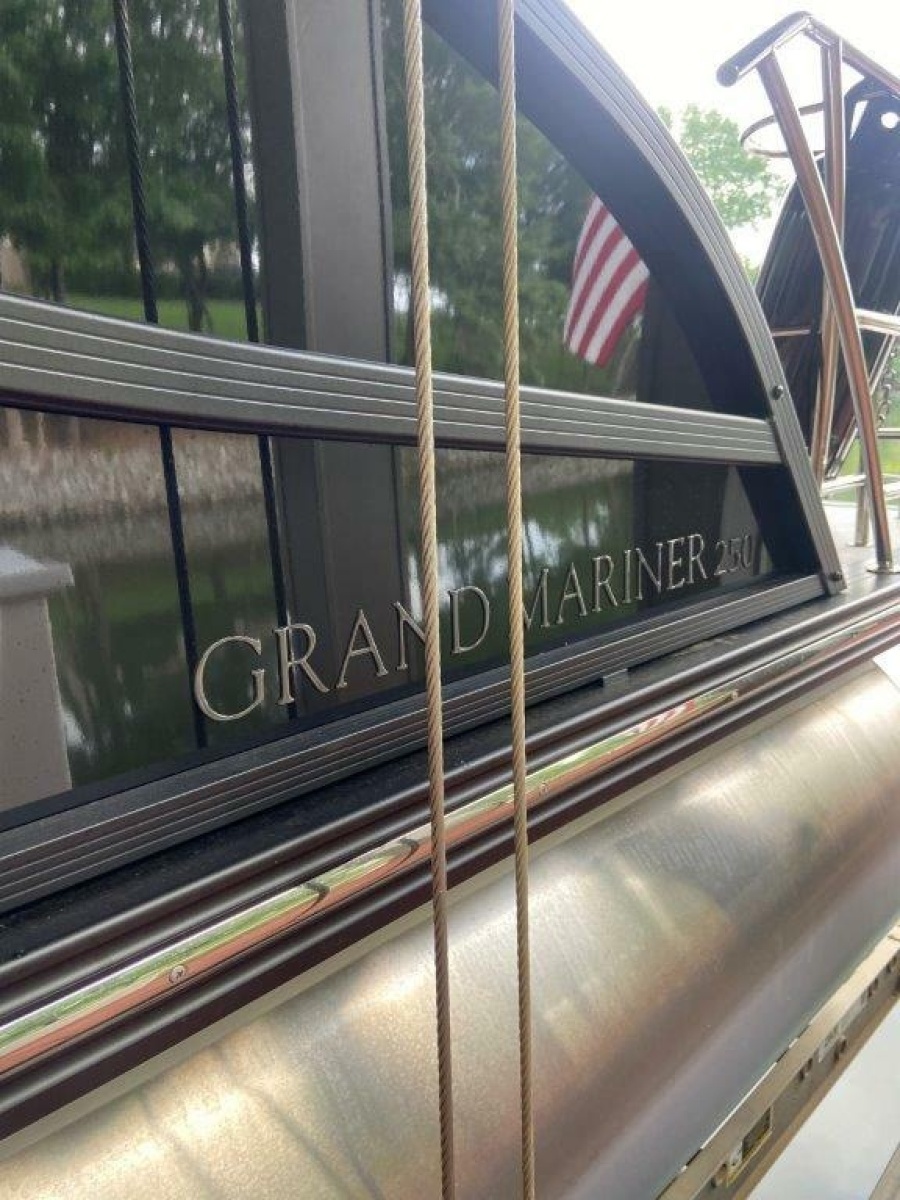 25ft Harris Yacht For Sale