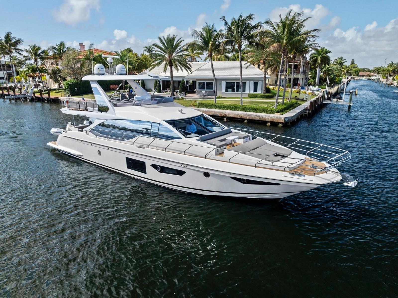 Le Maurice 66ft Azimut Yacht For Sale