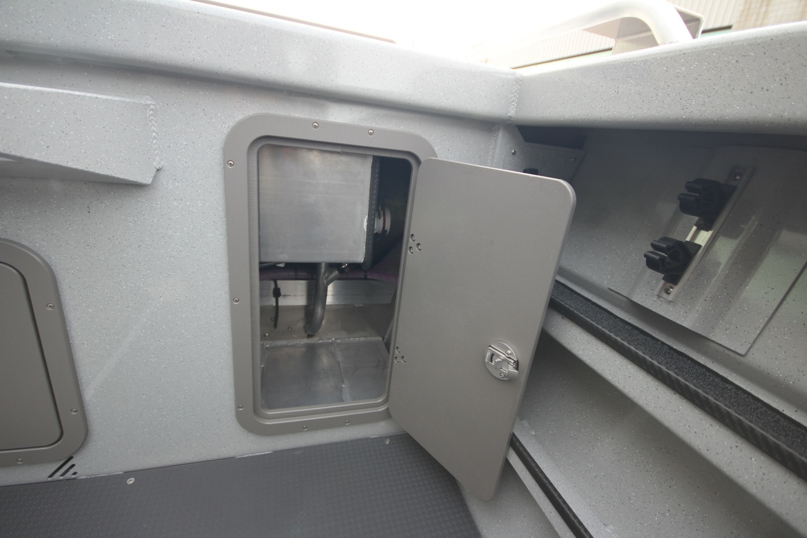 Boat Show Special Pricing 24ft Weldcraft Yacht For Sale