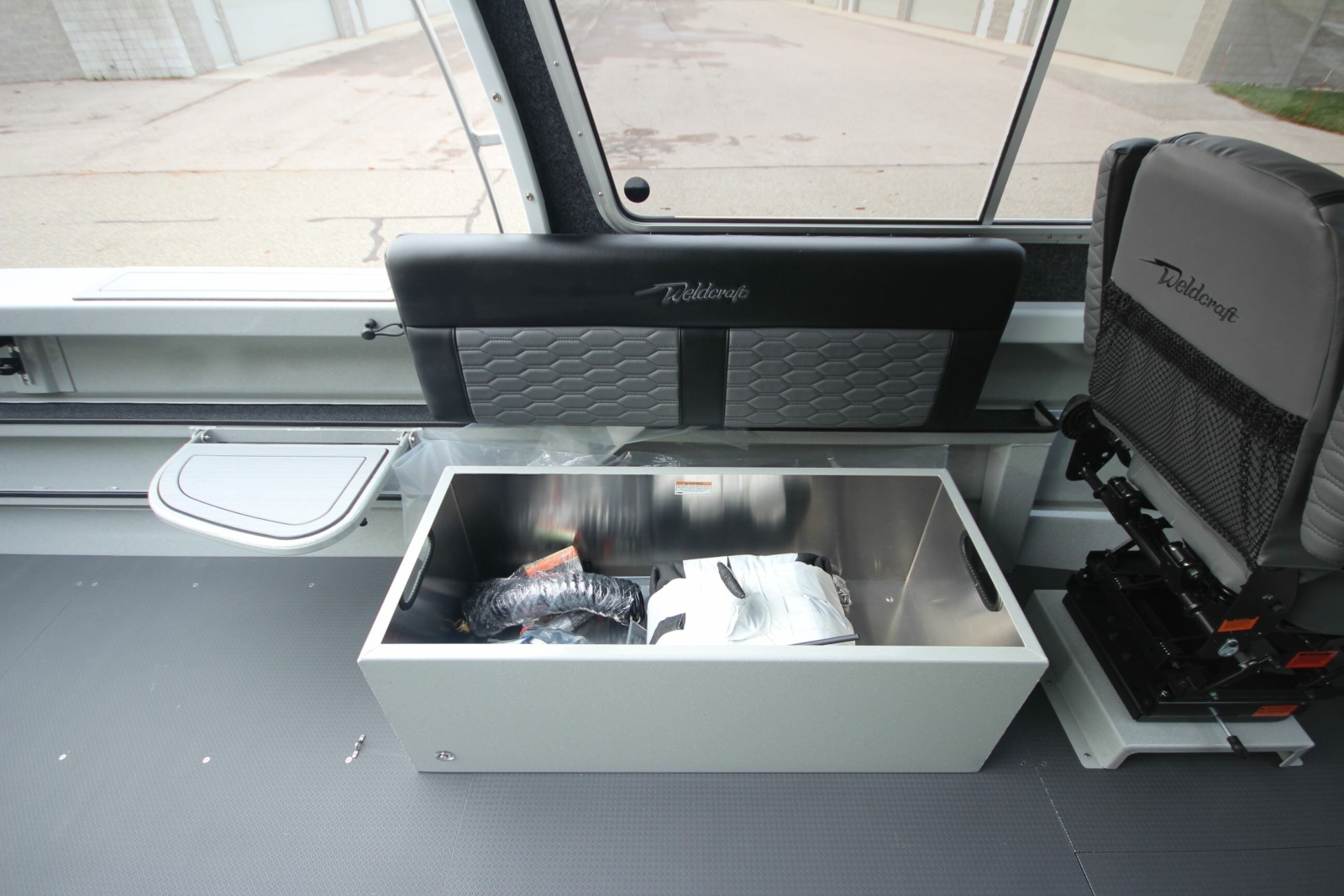 Boat Show Special Pricing 24ft Weldcraft Yacht For Sale