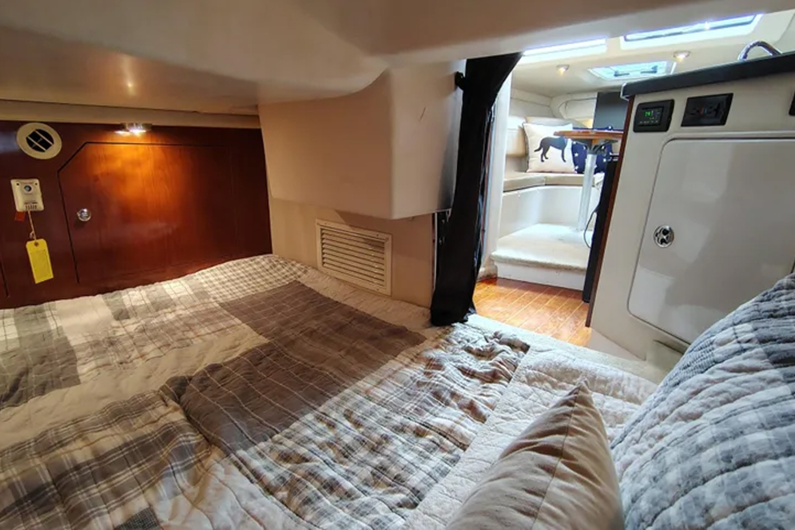 2008 Regal 2565 Window Express