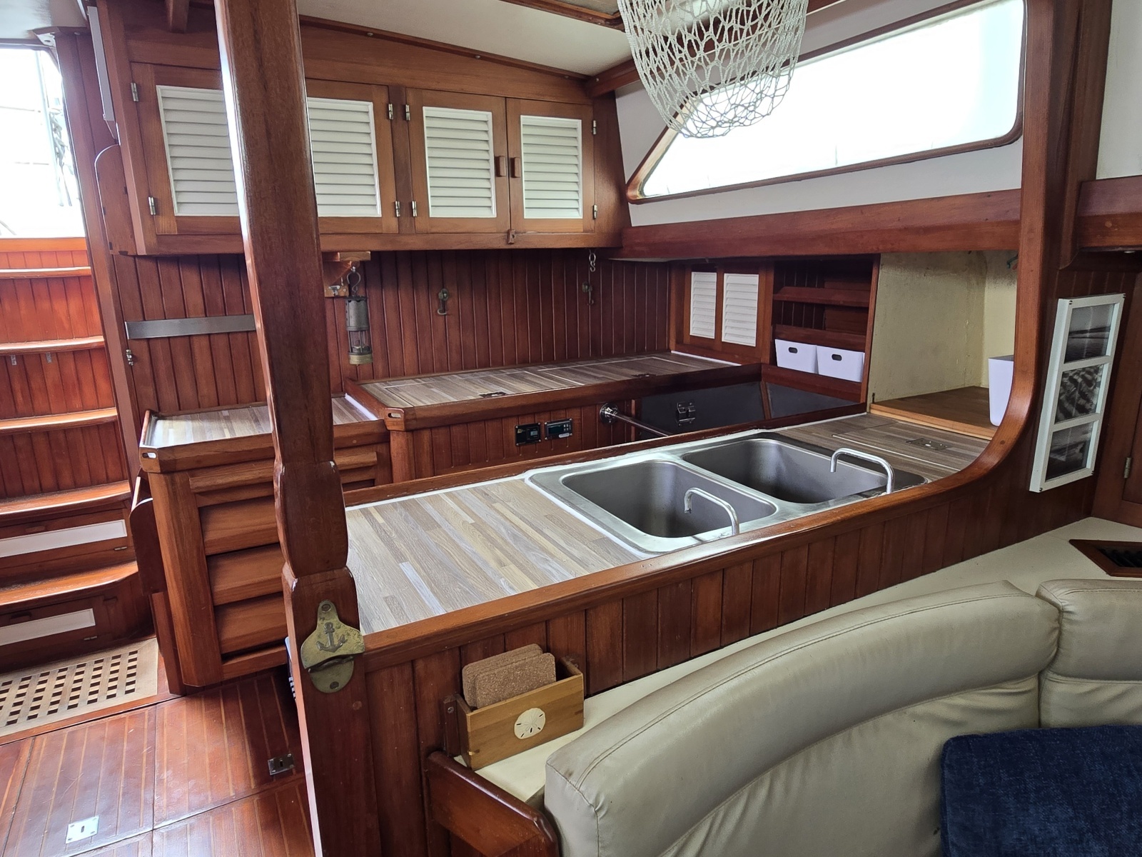 43ft Slocum Yacht For Sale