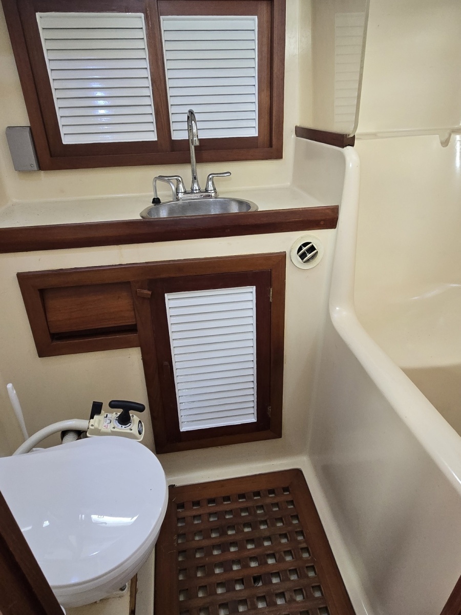 43ft Slocum Yacht For Sale