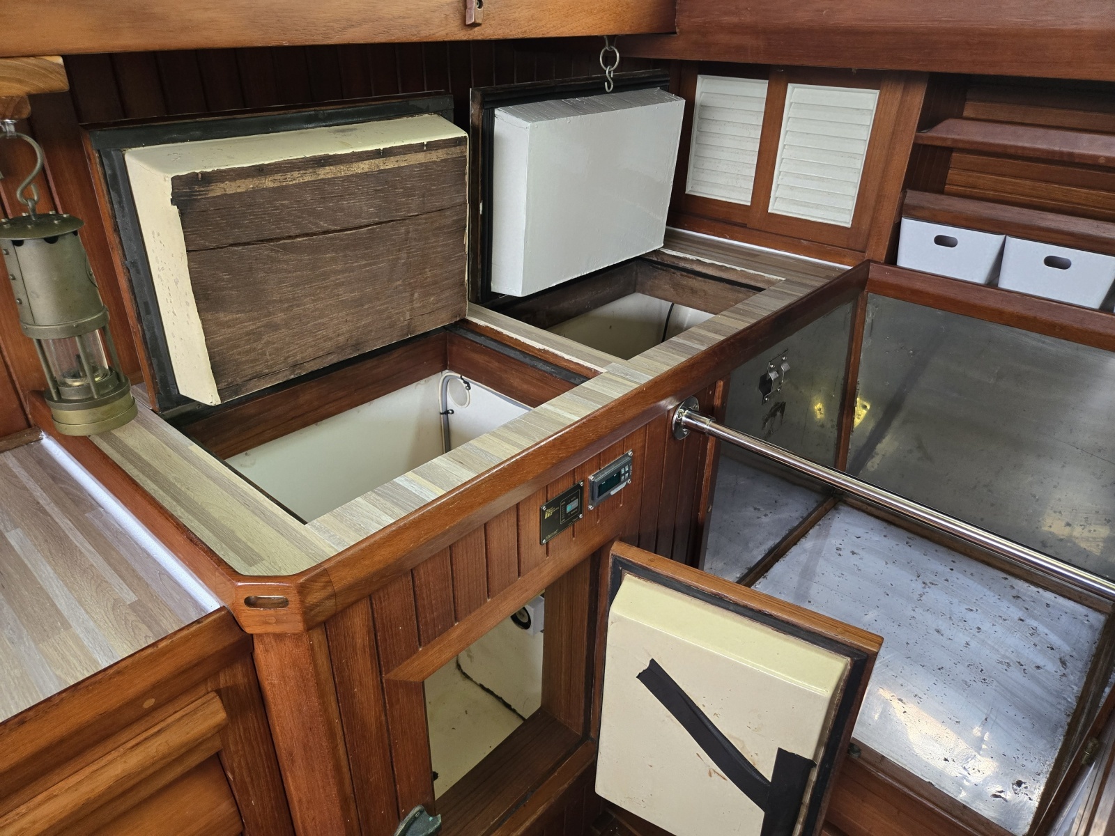 43ft Slocum Yacht For Sale