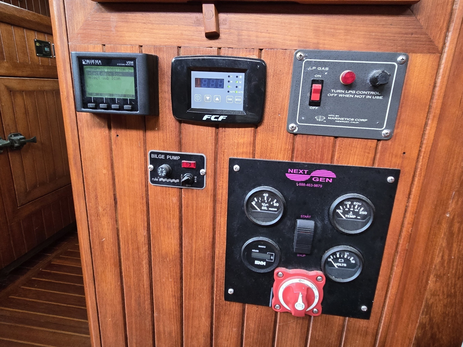 43ft Slocum Yacht For Sale