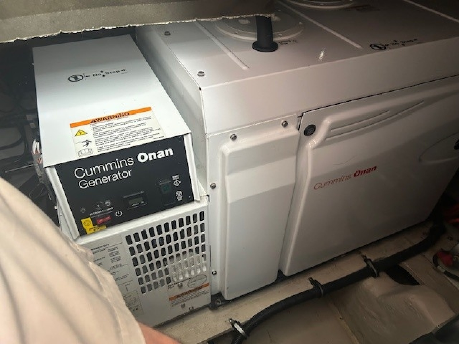 46' 2017 Sea Ray 460 FLY