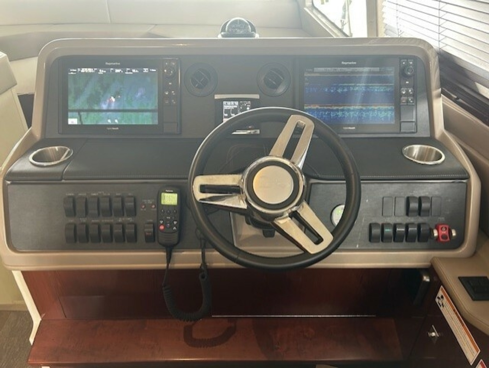 WATER INTO WINE 46ft Sea Ray Yacht For Sale