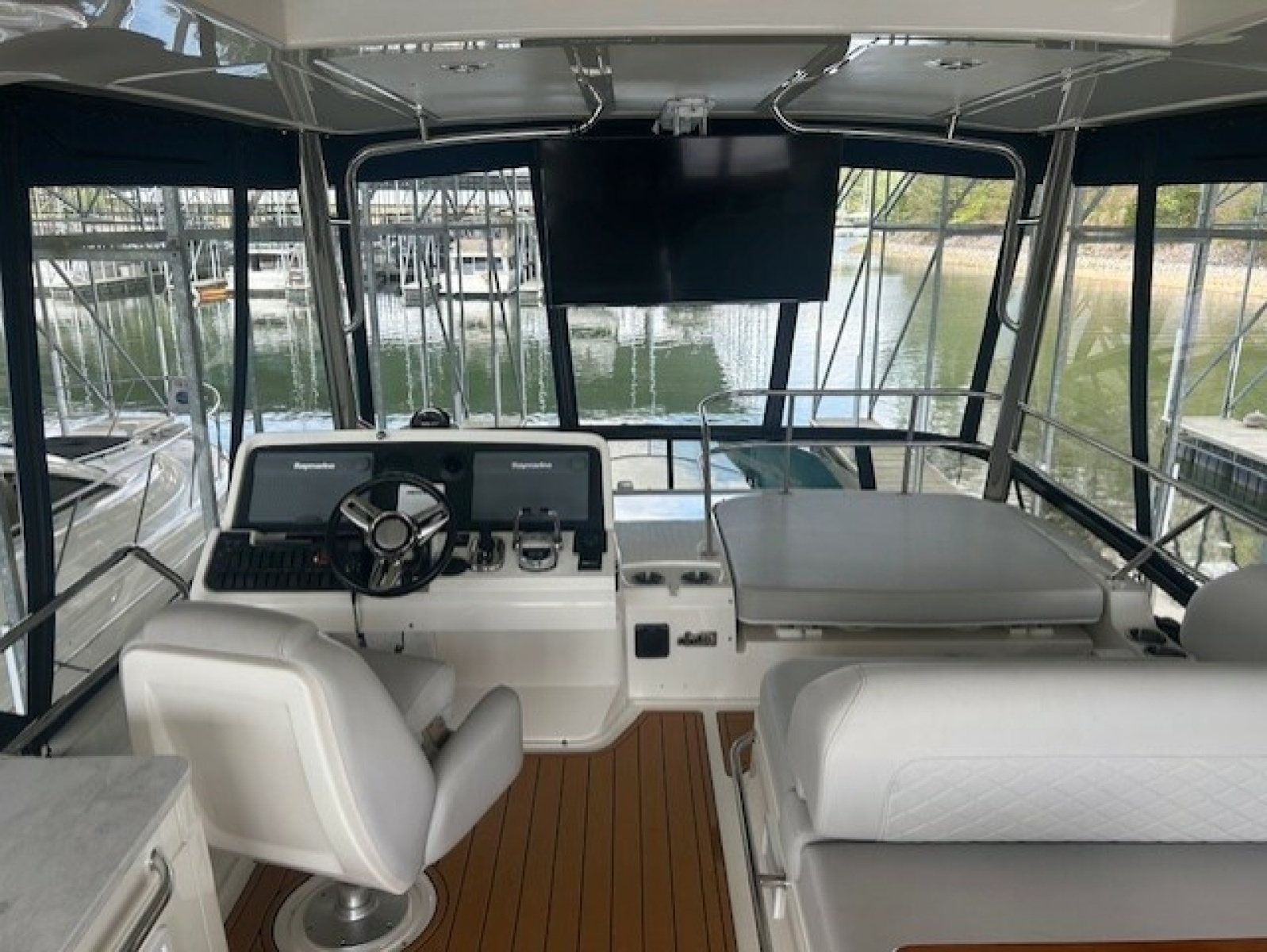 WATER INTO WINE 46ft Sea Ray Yacht For Sale