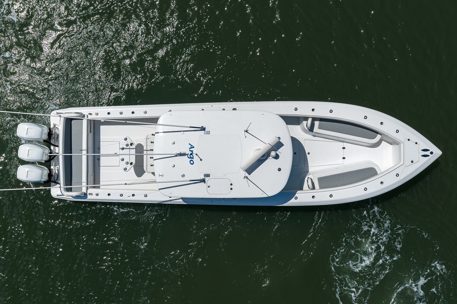 Bahama 41 - Exterior Profile