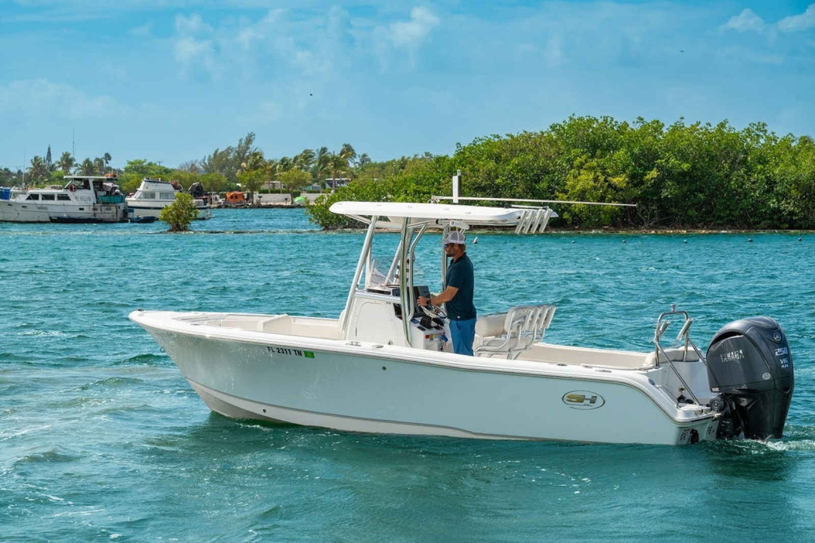 23ft Sea Hunt Yacht For Sale