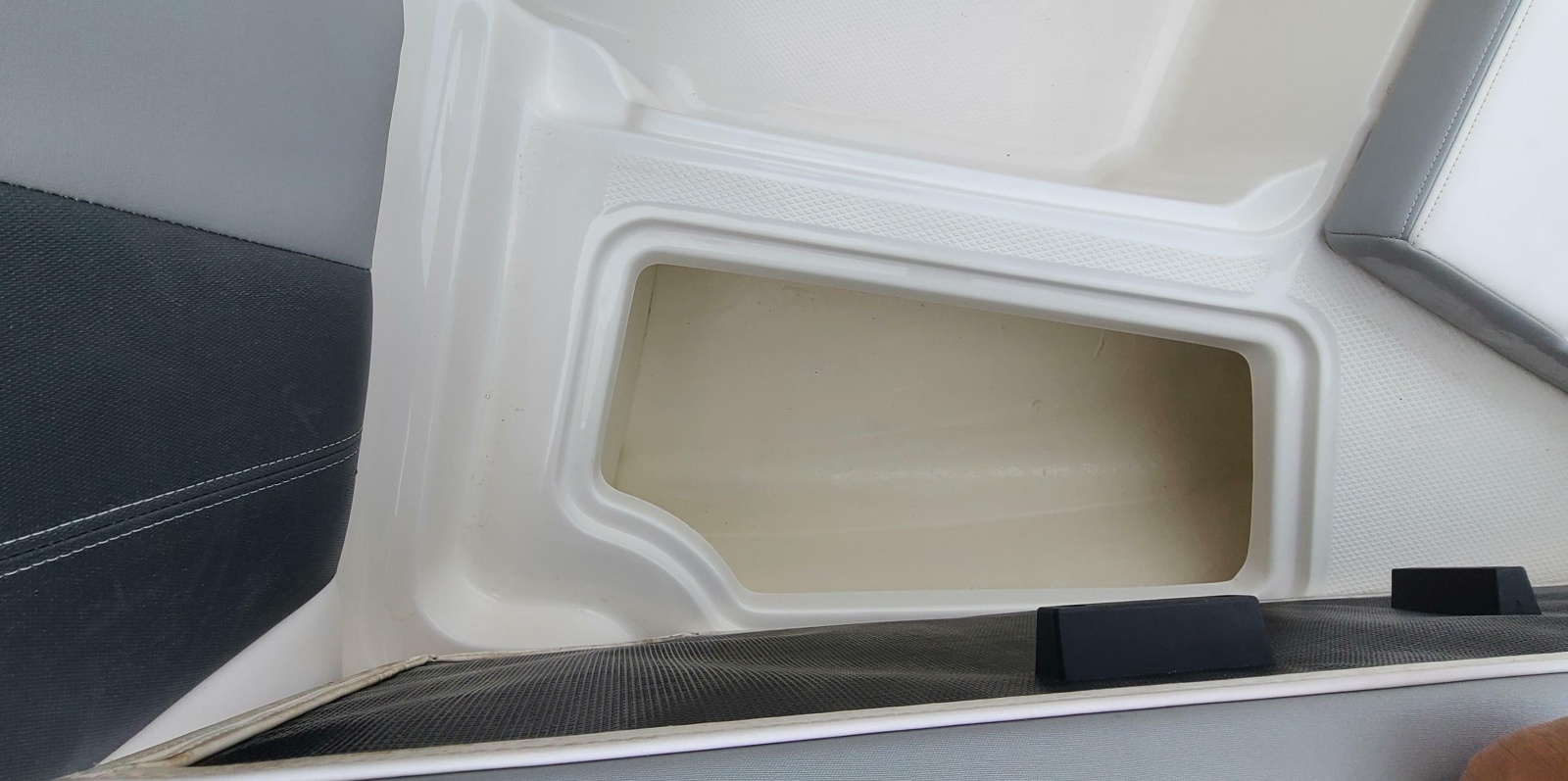 21' 2020 Chaparral 21 SSI OB