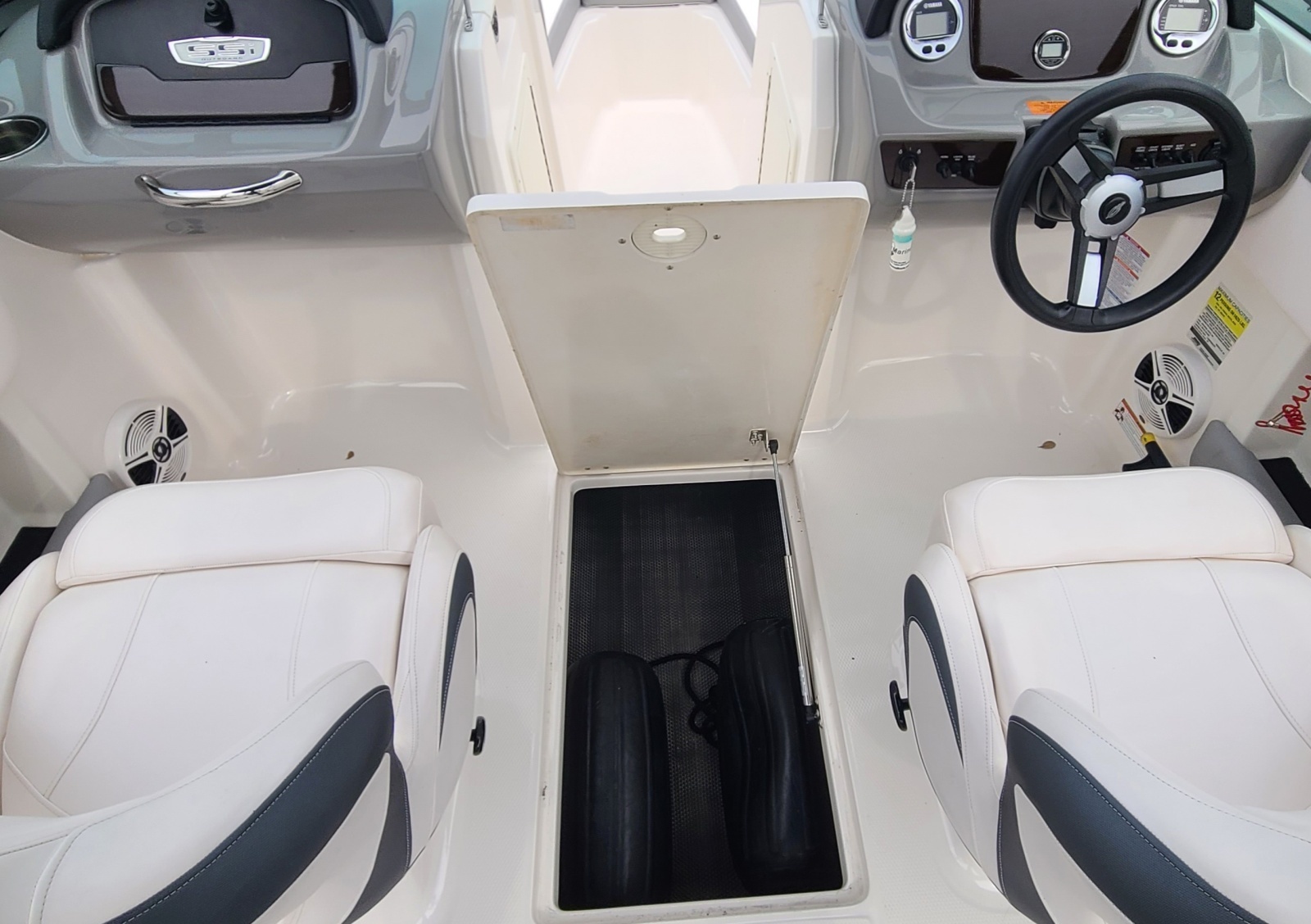 2020 Chaparral 21 SSI OB