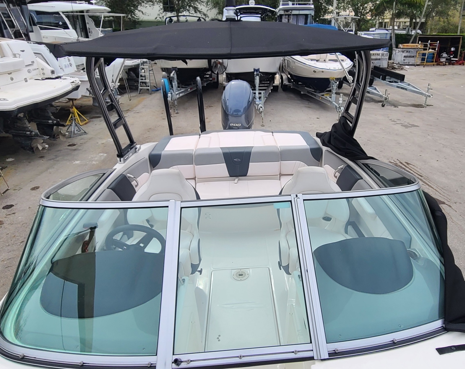 2020 Chaparral 21 SSI OB