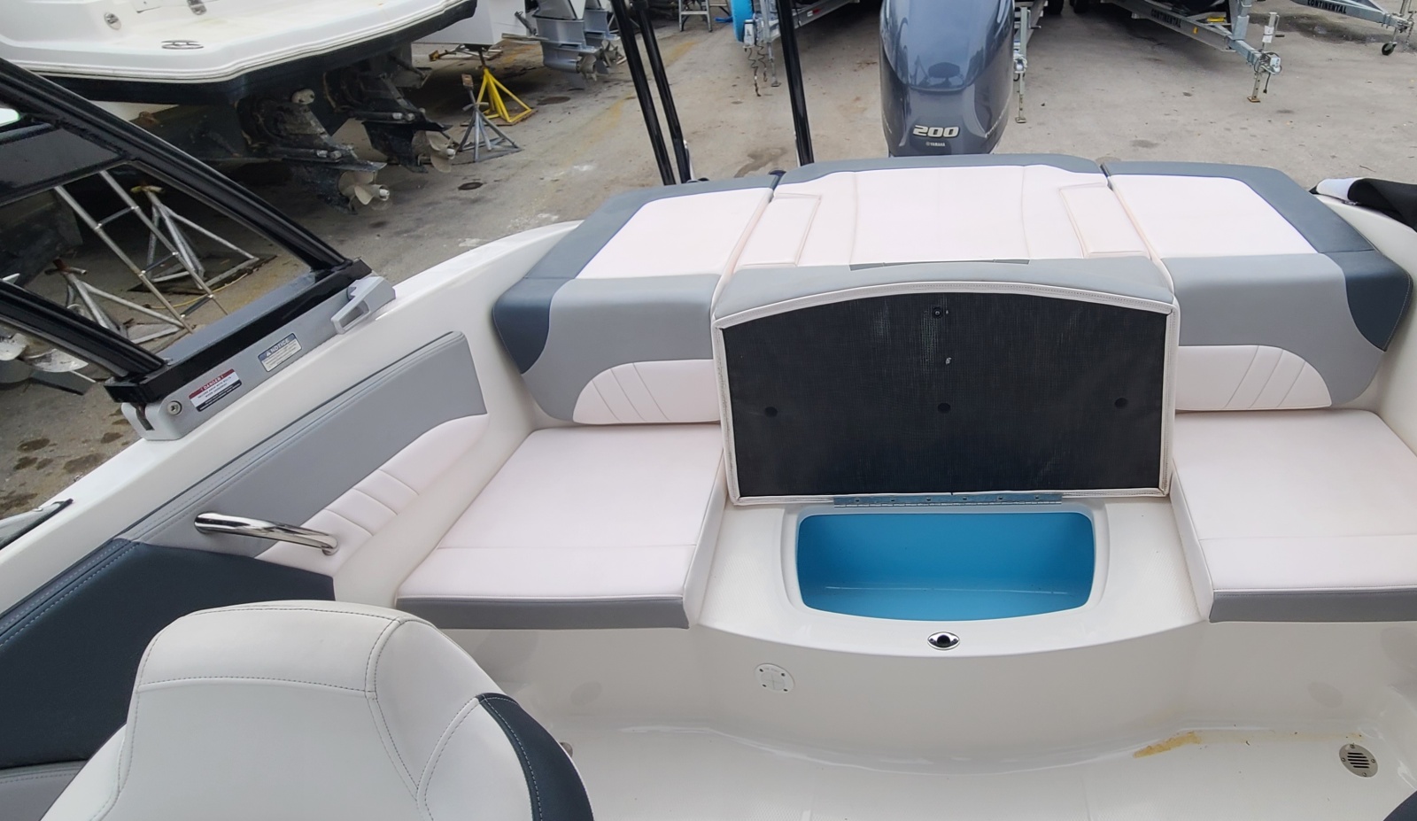 21' 2020 Chaparral 21 SSI OB