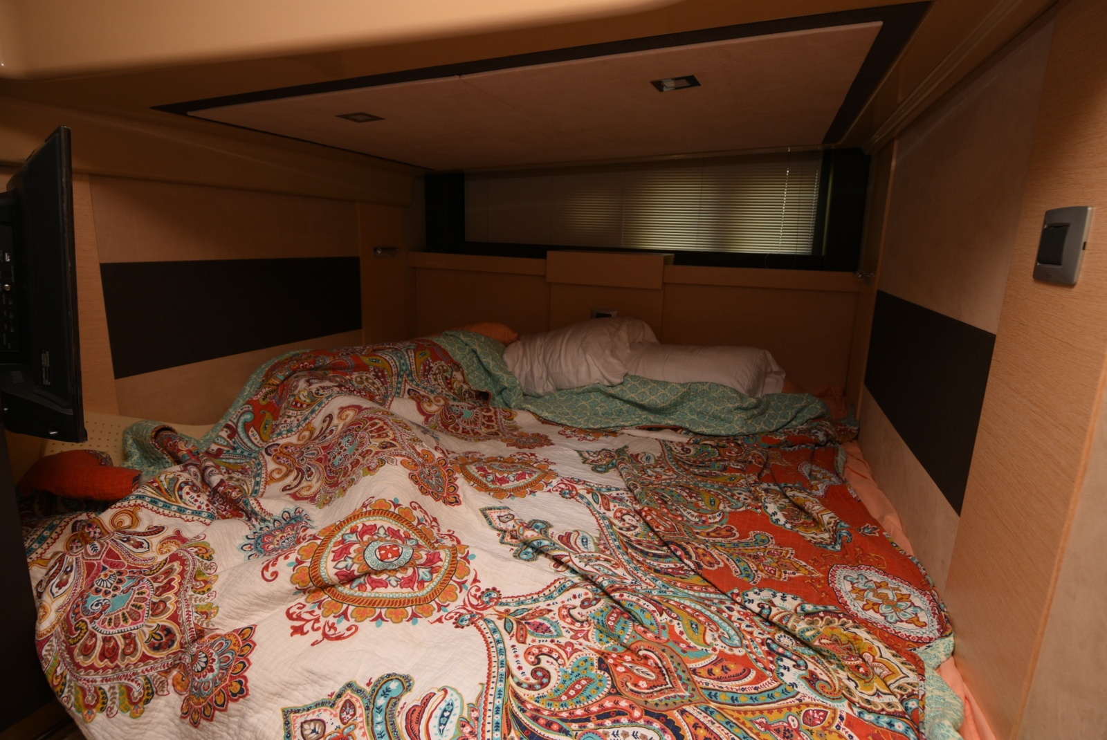 44' 2014 Cranchi M44 HT Hard Top